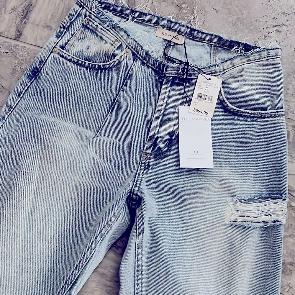 The MANNEI Nula High Rise Flare Jeans in Denim, Lt Blue, NWT, Size 34 - Picture 10 of 16